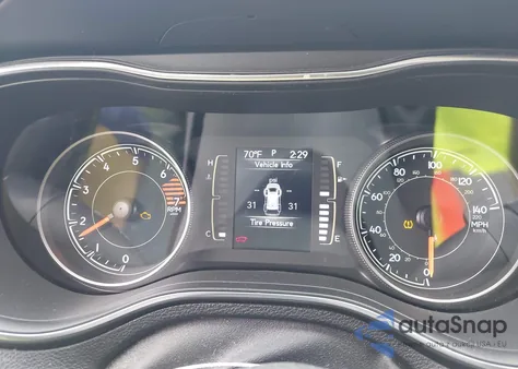 2019 Jeep Cherokee Altitude 4X4 из США, поврежденный, VIN 1C4PJMLB1KD415078